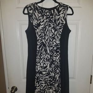 NY&CO sleeveless dress